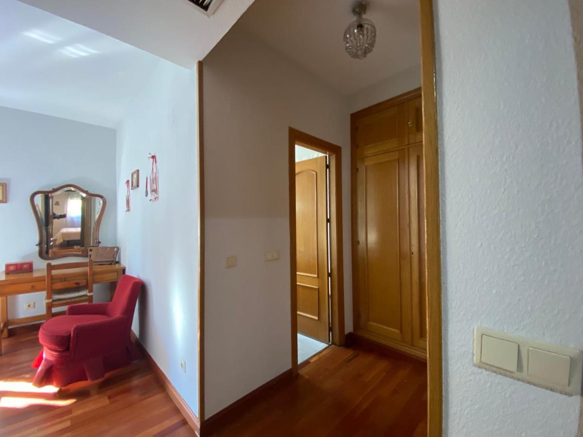 Acogedor Piso Con Parking Santa Justa Appartement Sevilla Buitenkant foto