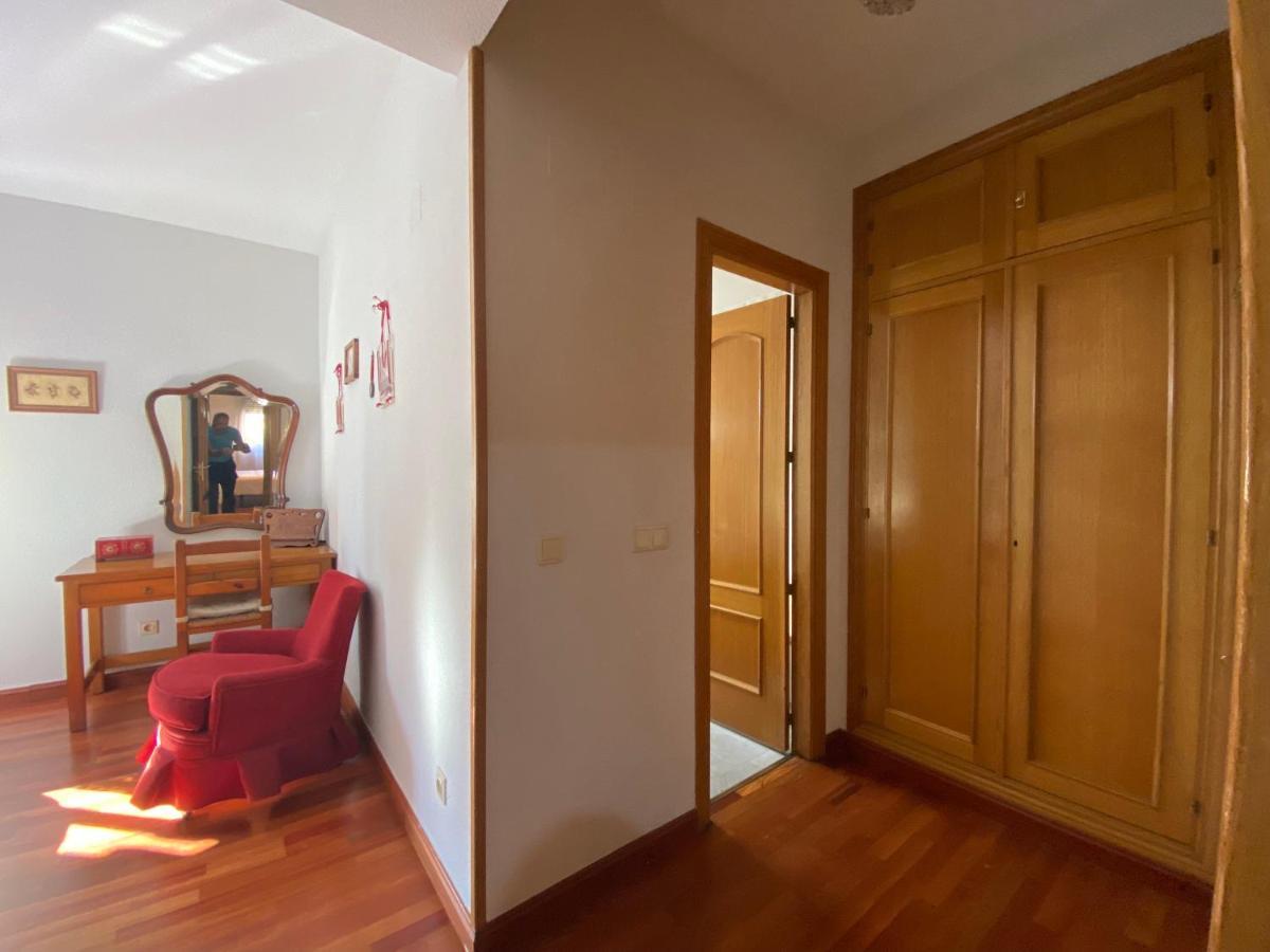 Acogedor Piso Con Parking Santa Justa Appartement Sevilla Buitenkant foto