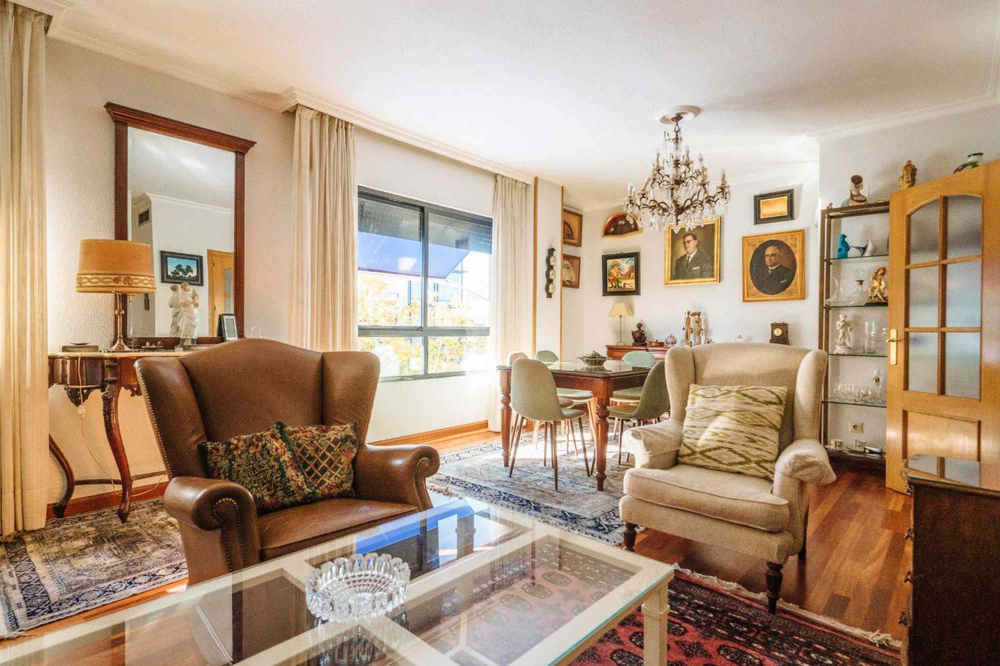 Acogedor Piso Con Parking Santa Justa Appartement Sevilla Buitenkant foto