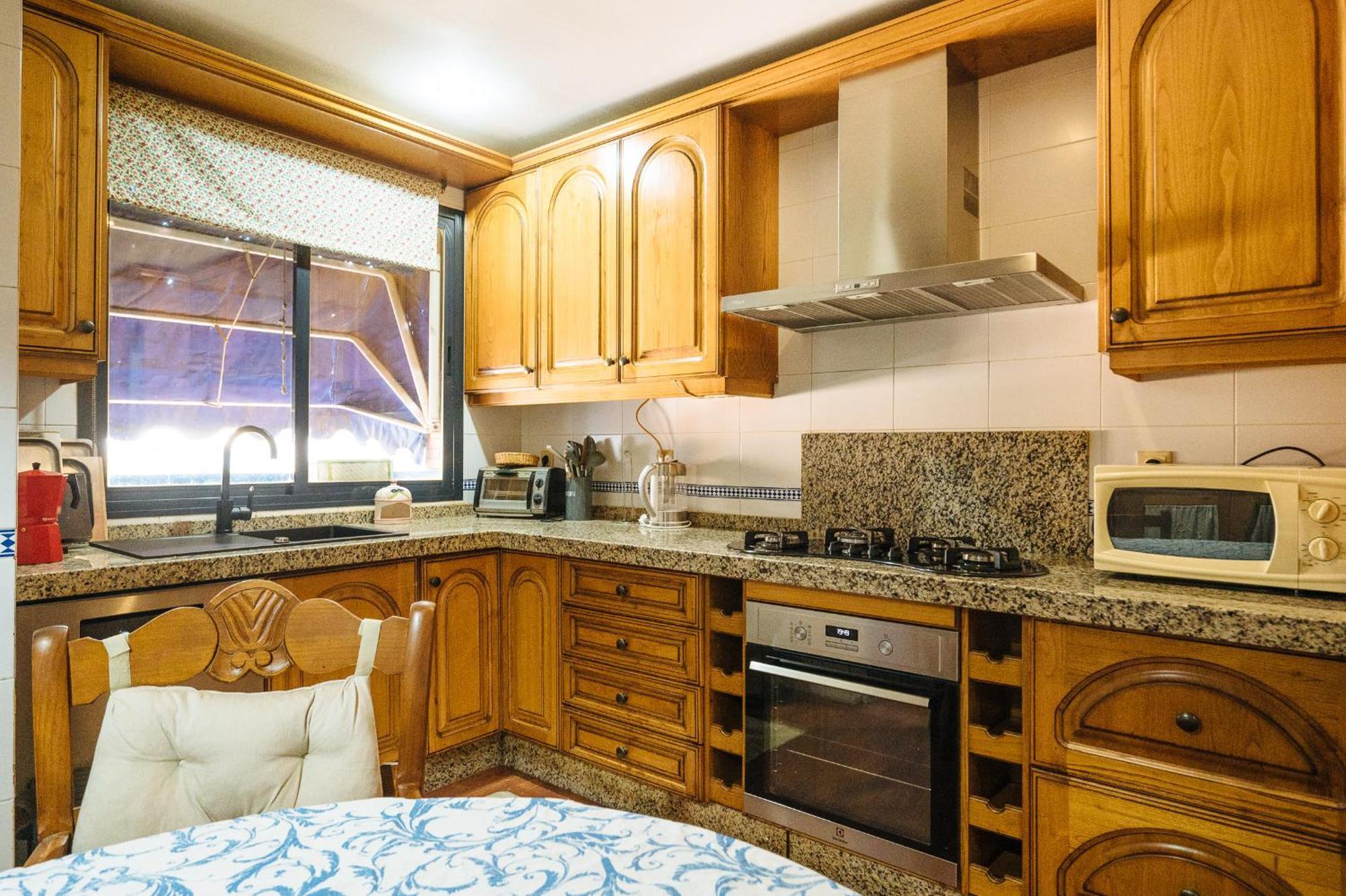 Acogedor Piso Con Parking Santa Justa Appartement Sevilla Buitenkant foto