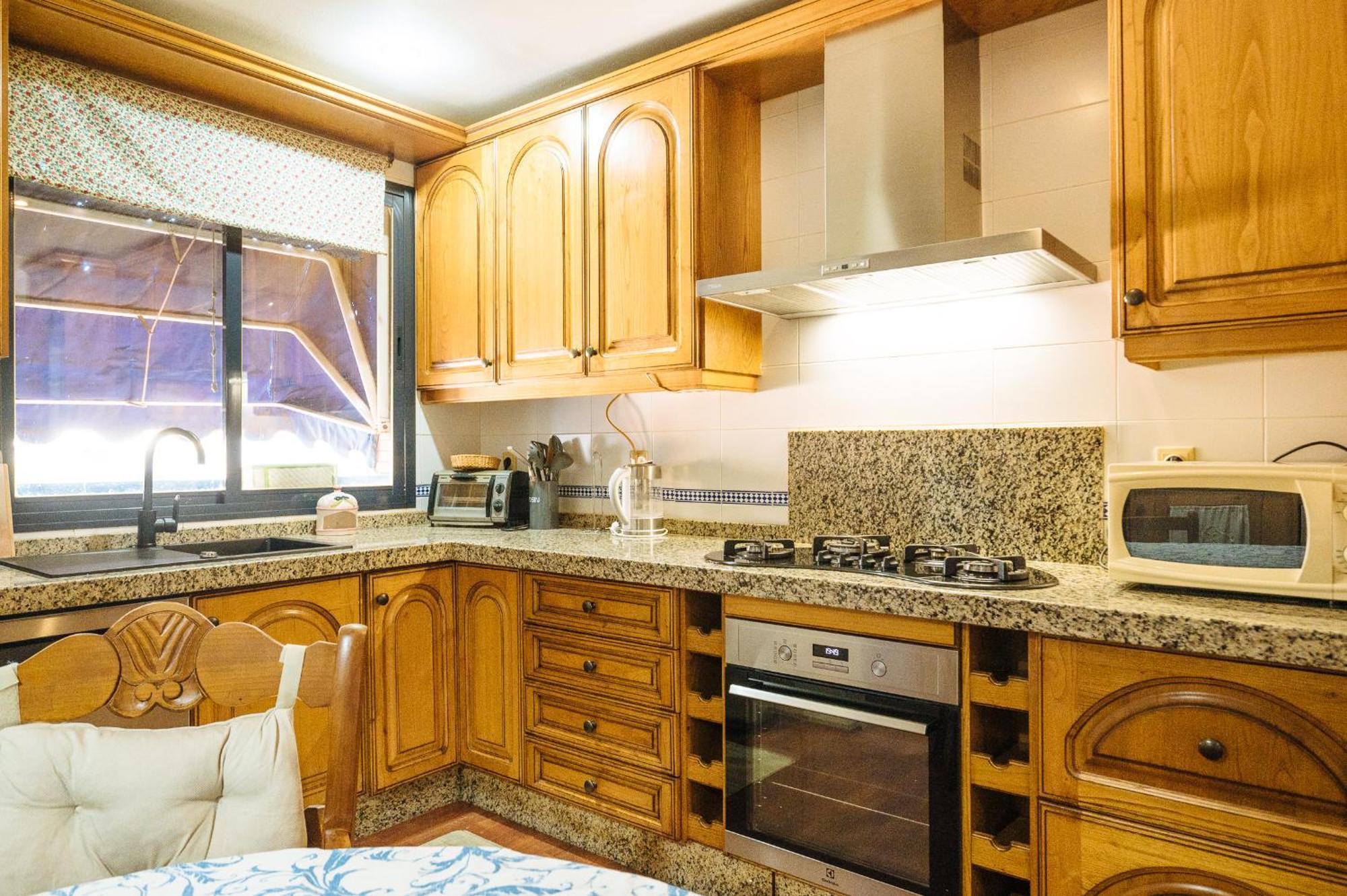 Acogedor Piso Con Parking Santa Justa Appartement Sevilla Buitenkant foto